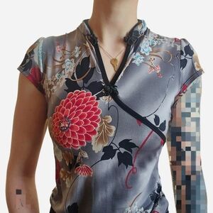 SOLD! Suzy Shier tee